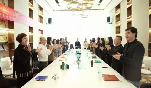 融合厘革 立异突破